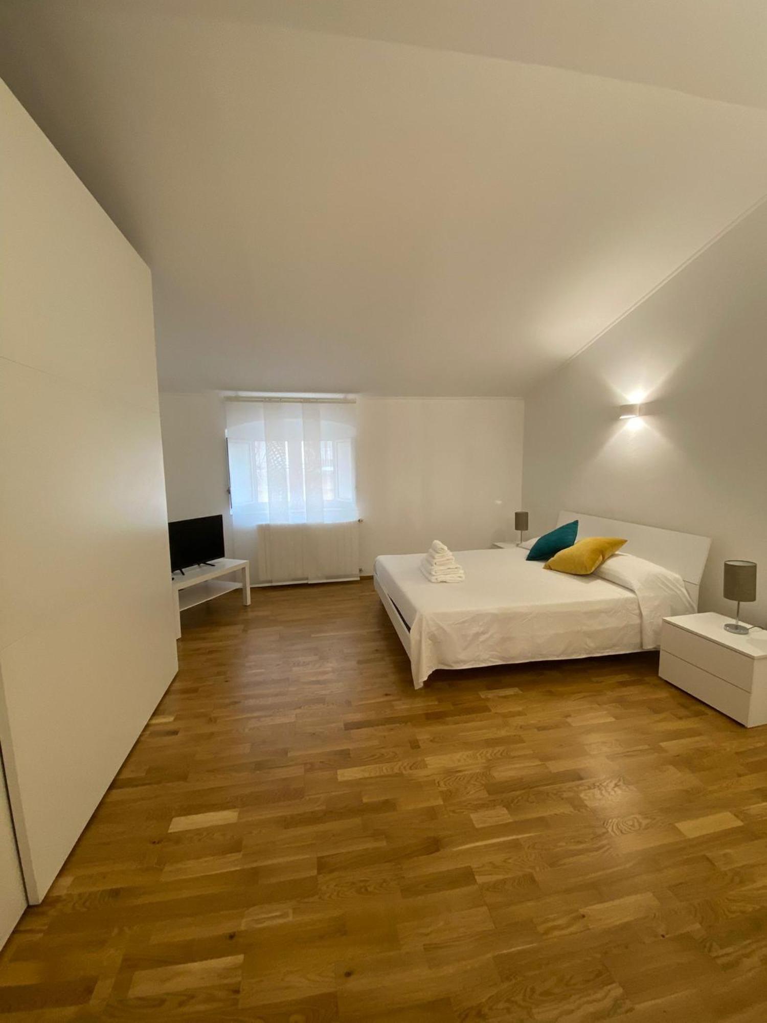 Ferienwohnung La Casa Di Lello Taranto Exterior foto